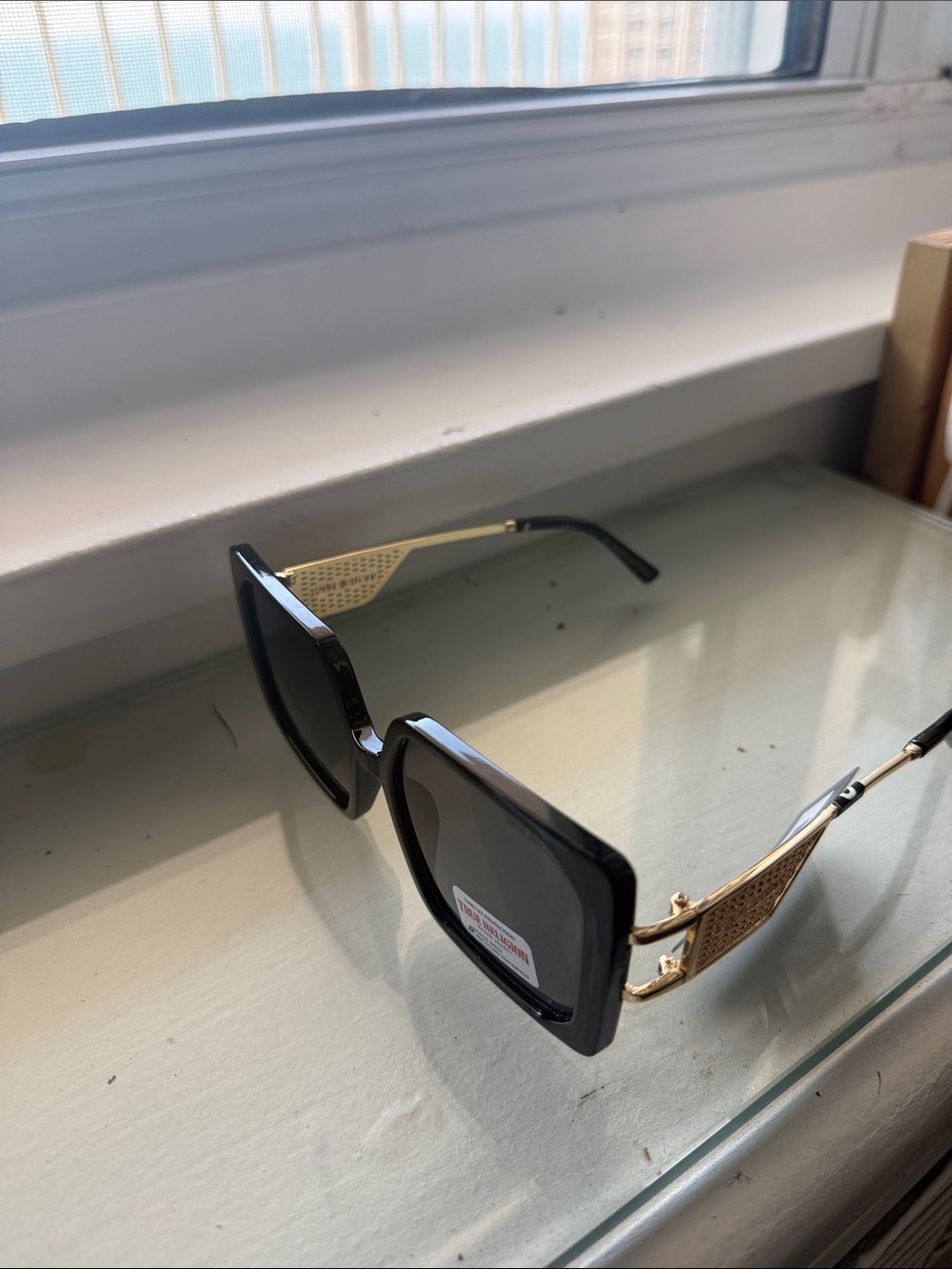 True Religion Oversized Black Square Sunglasses - Picture 2 of 7